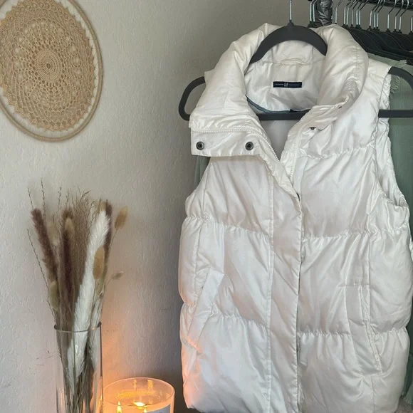 ❌ Gap down filled vest - Picture 3 of 5